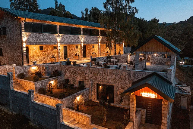 Ökologischer 4★ Luxus-Tourismuskomplex zum Verkauf – Kolašin — photo 9